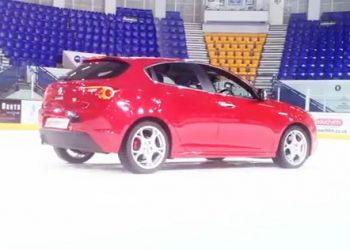Alfa Romeo Giulietta на льоду