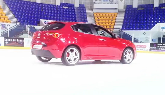 Alfa Romeo Giulietta на льоду