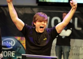Na`Vi виходять у фінал Techlabs 2012