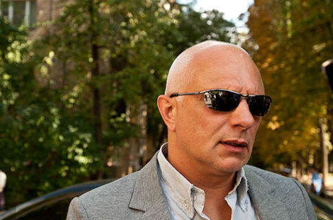 Муж Тимошенко говорит, что в Украине его ждет тюрьма
