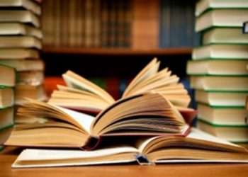 В школах перестанут изучать «Историю Украины» с лёгкой руки Табачника