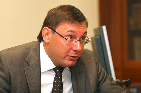 Луценко обещает пережить любой срок