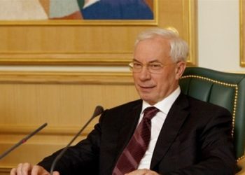 Премьер-министр Николай Азаров во вторник на встрече с учеными,