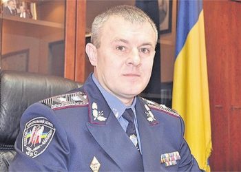 Главный милиционер Львовщины получил от предшественника авто за $100 тыс