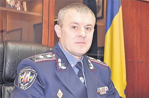 Главный милиционер Львовщины получил от предшественника авто за $100 тыс