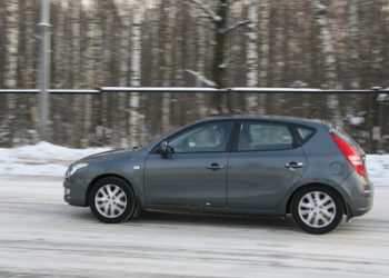 Украинцы предпочитают южнокорейские и отечественные авто