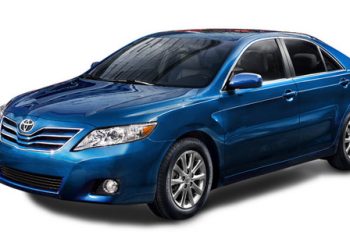 Лесники купили Toyota Camry за 422 тысячи в качестве мусоровоза