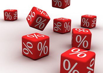Неимущим в Крыму выдадут карточки с 10% скидкой на продукты