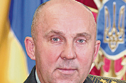 Главкома ВСУ Педченко просят красиво уйти