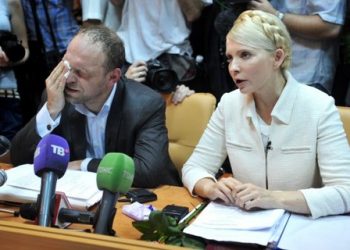 Власенко: К Тимошенко уже не пускают дочь