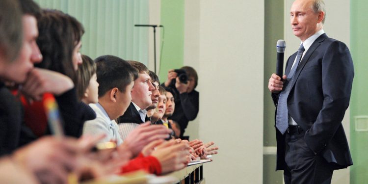 Путин: второй тур президентских выборов может дестабилизировать ситуацию