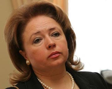 Литвин: Карпачева что-то засиделась в кресле омбудсмена