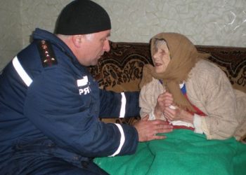 Бабушка отказалась от врачей