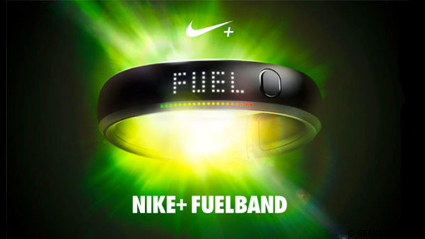 Браслет Nike + FuelBand измеряет силы потраченные вами за день