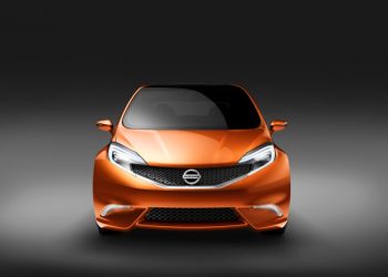 Економний мінікар Nissan Invitation