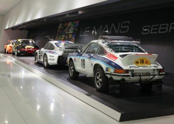 Ретроспективний дебют Porsche 911