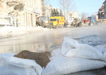 Прорыв водопровода в Евпатории