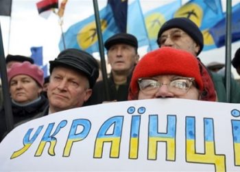Каждый четвертый россиянин плохо относится к Украине