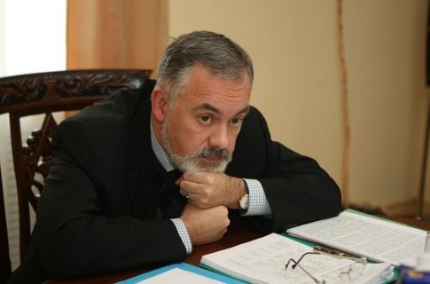 Табачник предлагает школьникам учить китайский язык, вместе английского
