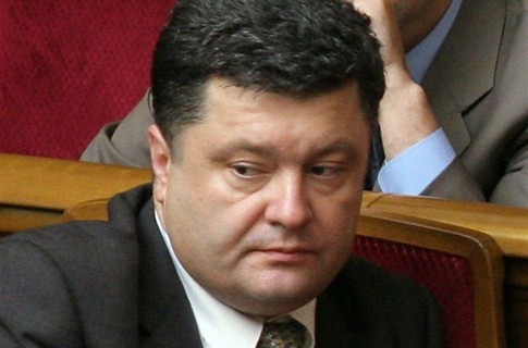 Янукович отдал Порошенко кресло Клюева, а Колобову – кресло Хорошковского