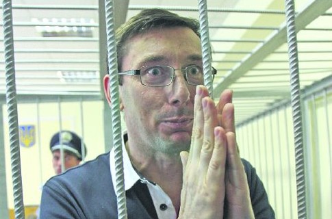 Луценко обещают место в первой пятерке БЮТ