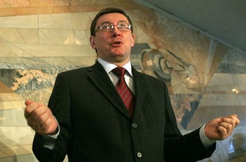 Адвокаты считают, что Луценко попробуют убить в тюрьме