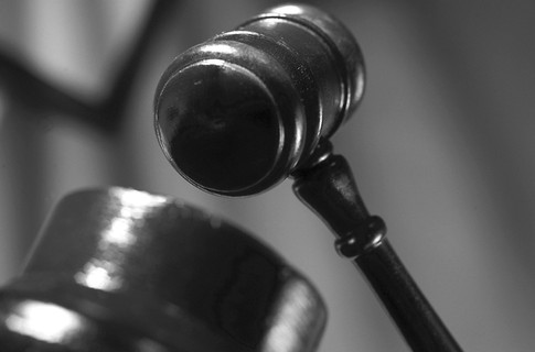 Чиновники хотят судить журналиста за материал о растрате госденег