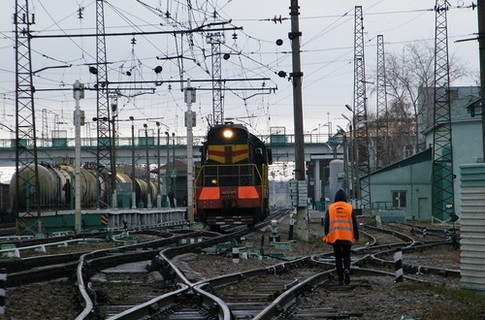 В Виннице 17-летняя ученица бросилась под поезд