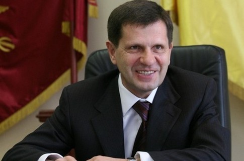 Мэр Одессы цитирует подчиненным американские фильмы