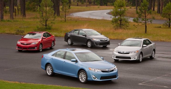 Автовиробник дає можливість виграти новеньку Toyota Camry 2012