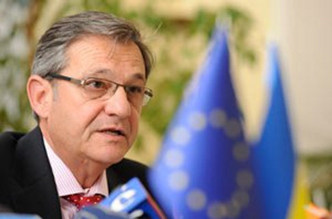 Украине придется решать с кем торговать