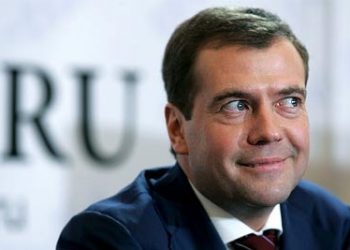 Дмитрий Медведев не против отстранения Путина от выборов