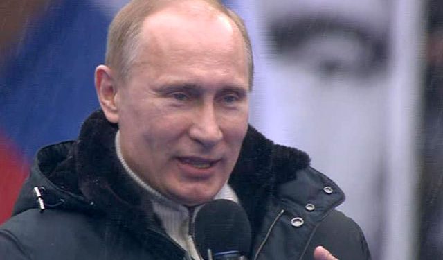 Путину снова придётся платить штраф