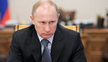 Покушения не мешают Путину работать