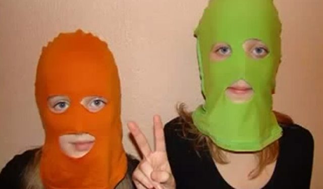 За видео в поддержку Pussy Riot журналиста уволили с работы