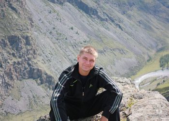В Приамурье комбат накрыл собой гранату и спас жизни солдат