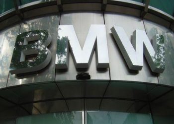 BMW отзывает 1,3 млн машин по всему миру