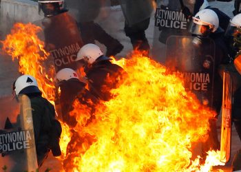 В Египте в ходе кровавых «футбольных беспорядков» убит подросток