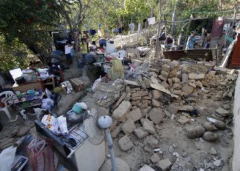 Землетрясение в Мексике повредило более 800 домов