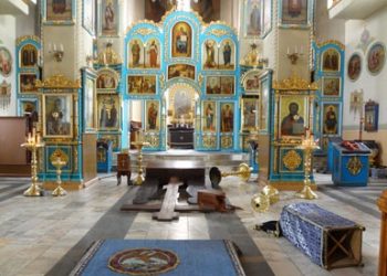 Мужчина устроил погром в храме и избил священника на Ставрополье