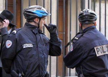 На юге Франции объявлен максимальный уровень угрозы теракта