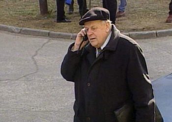 Станислава Шушкевича не выпустили из Белоруссии