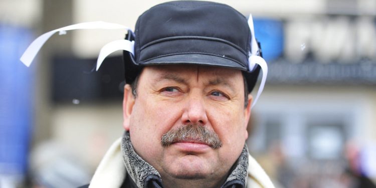 Геннадий Гудков предлагает устроить НТВ коллективный бойкот