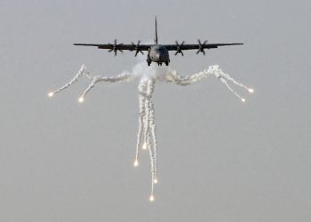 В Швеции пропал норвежский военный самолет Hercules C-130J
