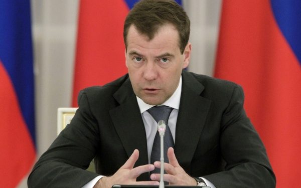 Российских чиновников заставят отчитываться о крупных расходах