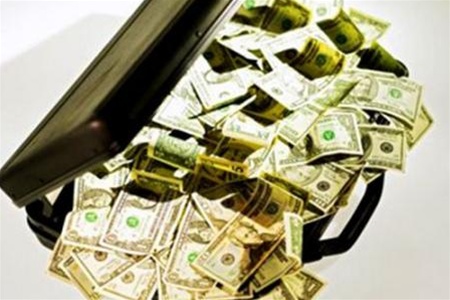 У московского бизнесмена из машины украли 6 миллионов рублей