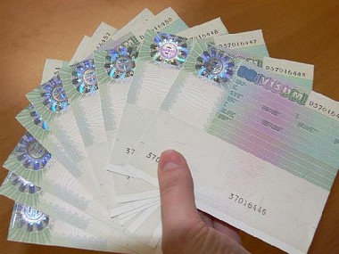 Украинцам не придется платить за долгосрочные визы в Польшу