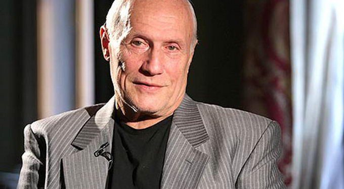 У актера Александра Пороховщикова полоса неудач в жизни