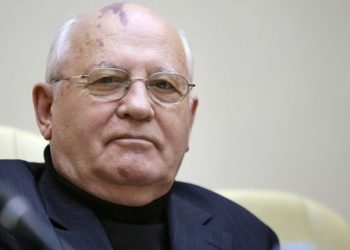 У Горбачева потребовали вернуть Нобелевскую премию мира