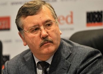 Гриценко нашел уголовников в партии Кличко